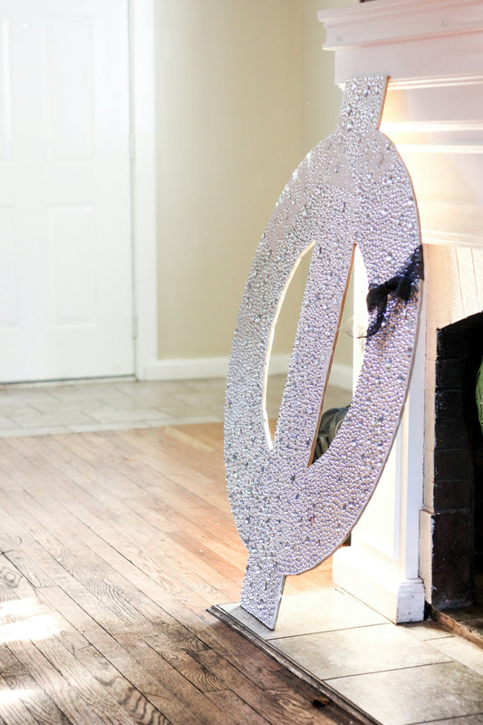 round gray frame
