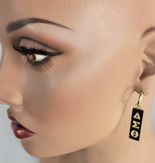 Delta 3 Letter Gold Vertical Bar Earrings