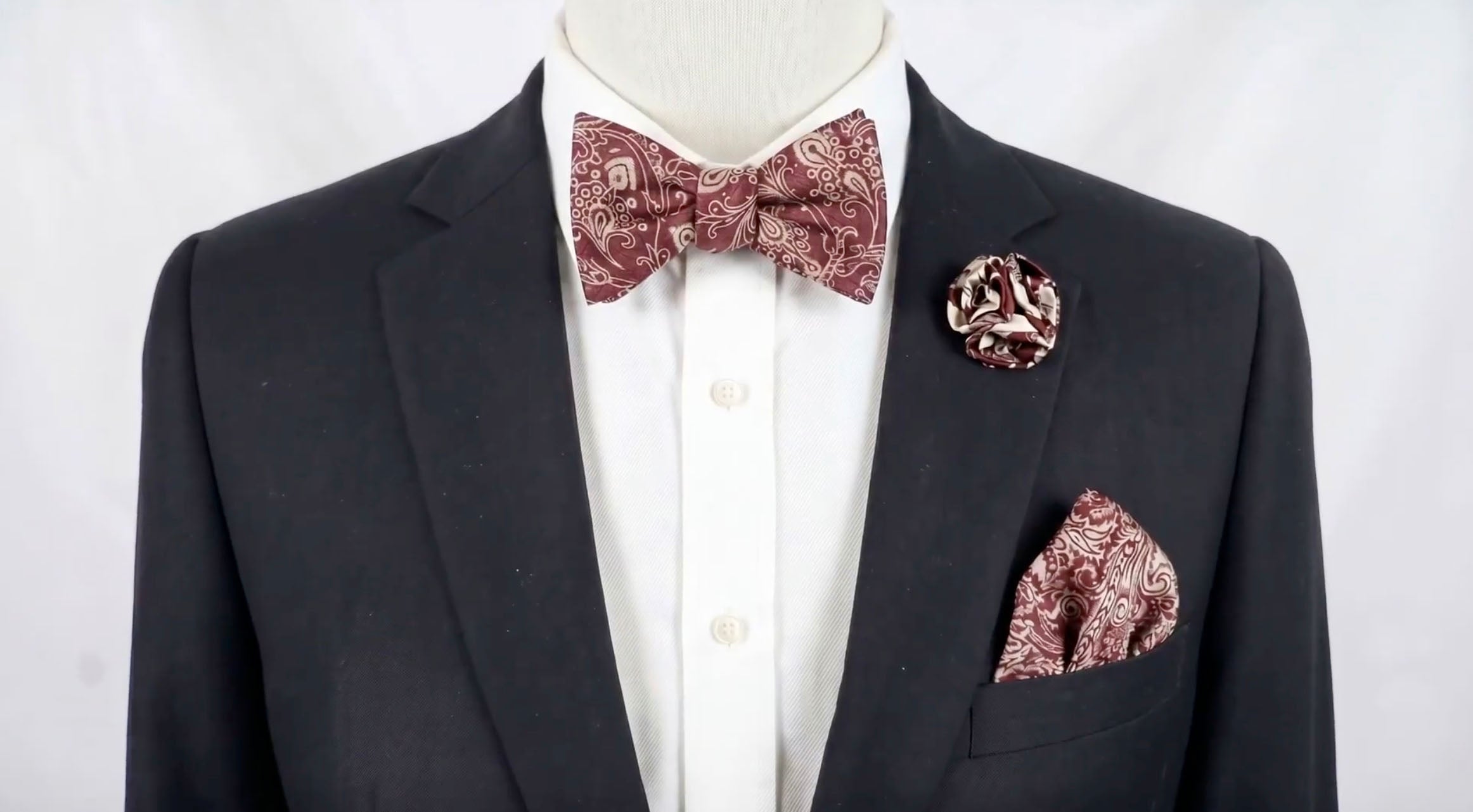 Load video: Crafted as a tribute to enduring legacy, the Heritage Sets honor the timeless bonds, traditions,and legacy carried across generations of brotherhoodDiscover the Heritage