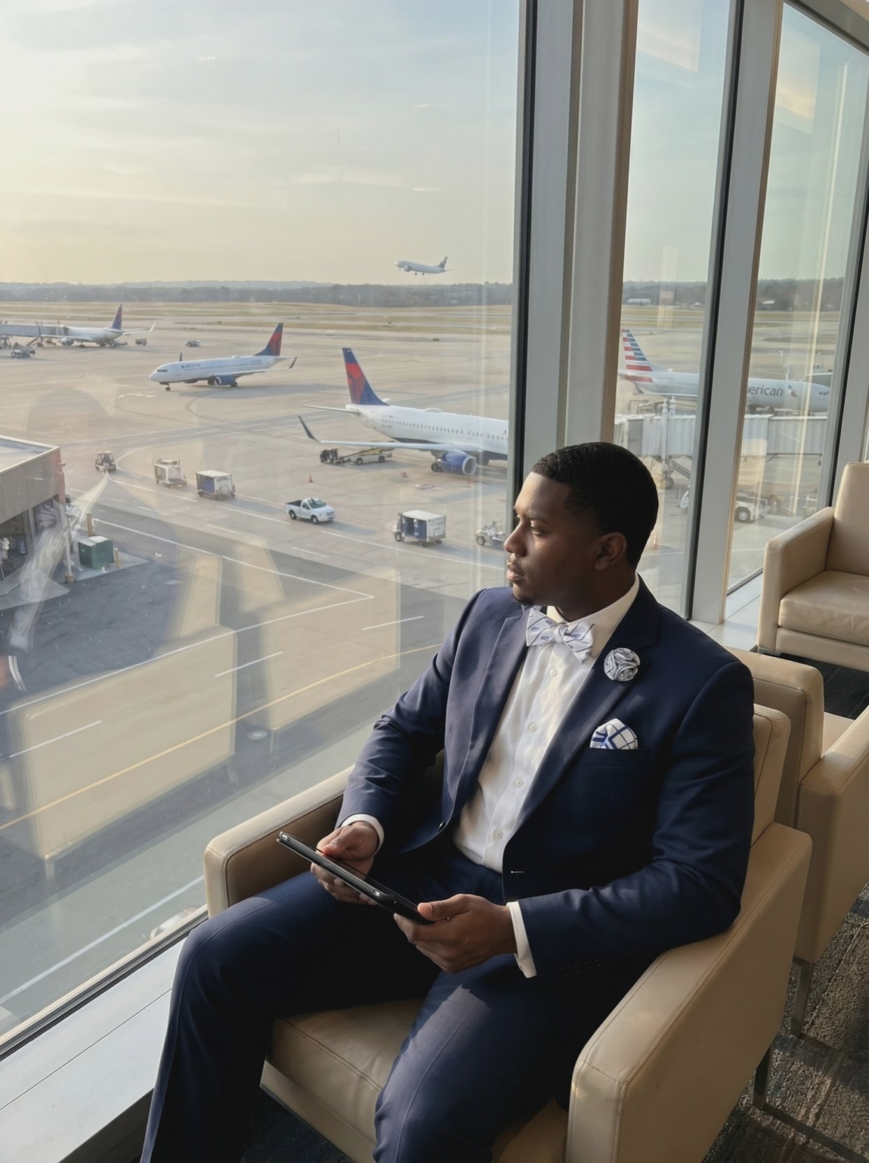 Load video: Crafted as a tribute to enduring legacy, the Heritage Sets honor the timeless bonds, traditions,and legacy carried across generations of brotherhoodDiscover the Heritage